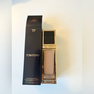 Tom Ford Shade & Illuminate Soft Radiance Foundation  - Color: 6.0 Natural *NIB*